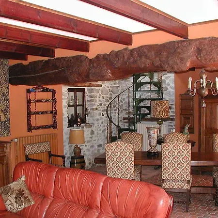 La Chaumiere